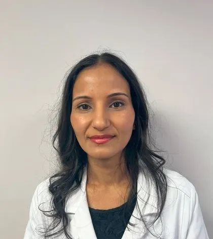 Dr Kaur