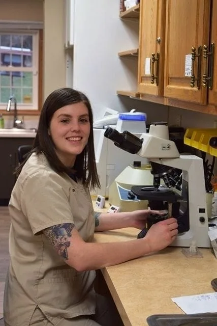 Brittany Porter, R.V.T. at the microscope