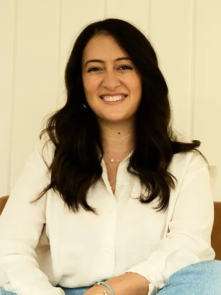 Elena Savvides, LCAT