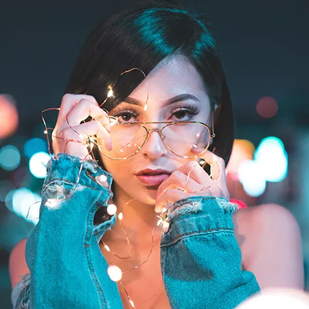 woman with eyeglasses