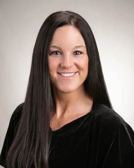 Ashley: Hygienist Cedar Rapids, IA