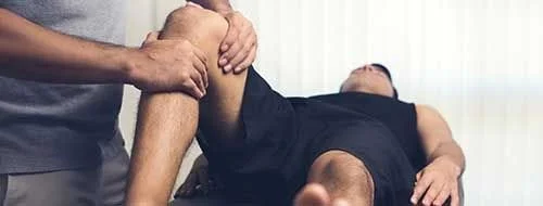 chiropractic-adjustment-knee