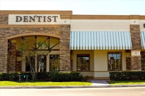 Evolution Dentistry - Dentist Office Parkland