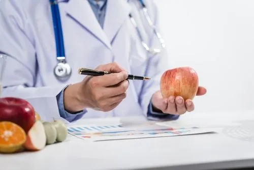 Nutrition counseling session with chiropractor