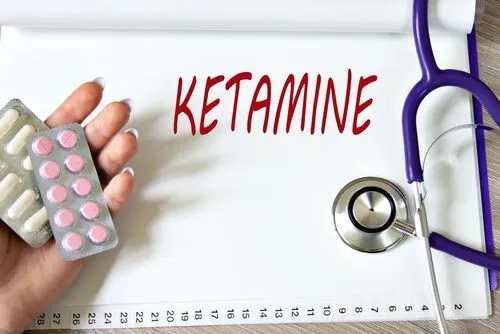 ketamine-assisted medicine