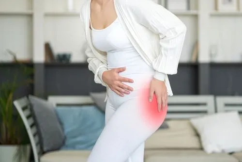 woman with sciatica