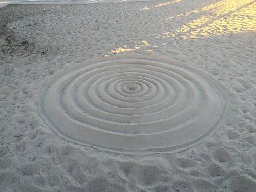 circle pattern in sand