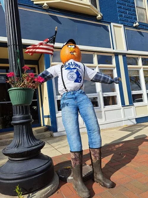 2022 Saline Scarecrow Contest - Popular Vote - Group Category - First Place