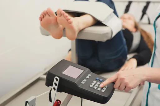 woman on spinal decompression table