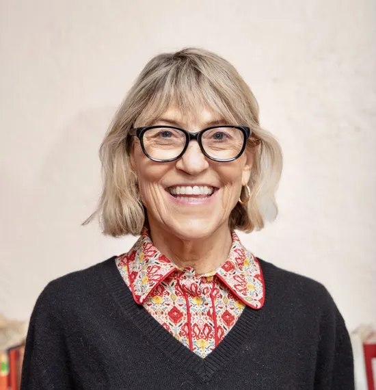 amy sitting and reading