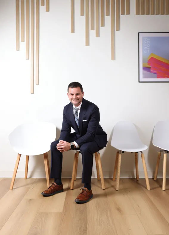 Dr. Eric Drey Headshot