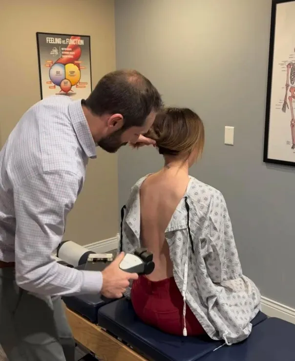 patient receiving postural spine screening