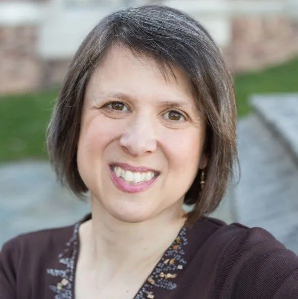 Lynn Acquafondata, LMHC