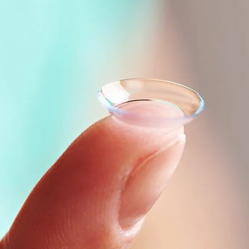 Contact lens on a finger