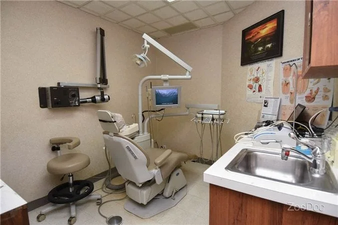 Elmhurst NY Dentist - exam room