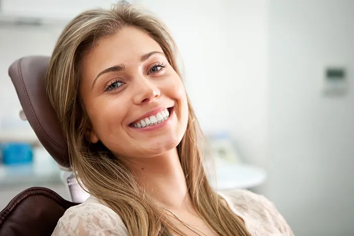 Dental Crowns and Veneers - Thousand Oaks, CA Dentist | Laura Fathi D.D.S.