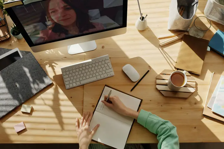 Computer desk