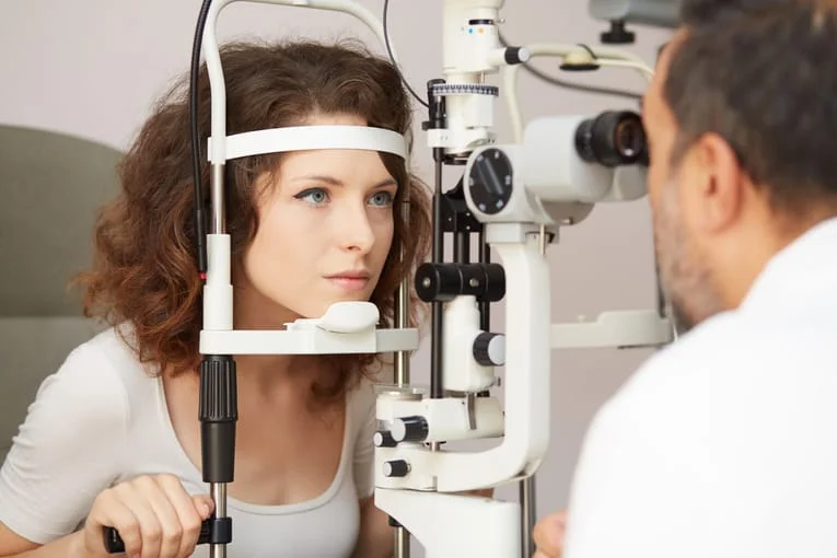 eye exam optometry 2