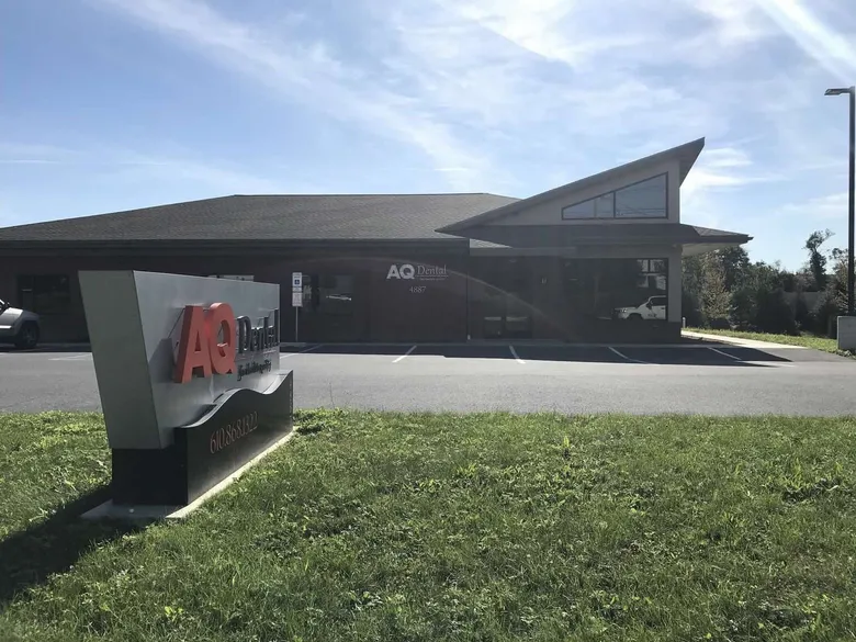 AQ Dental Office Outside