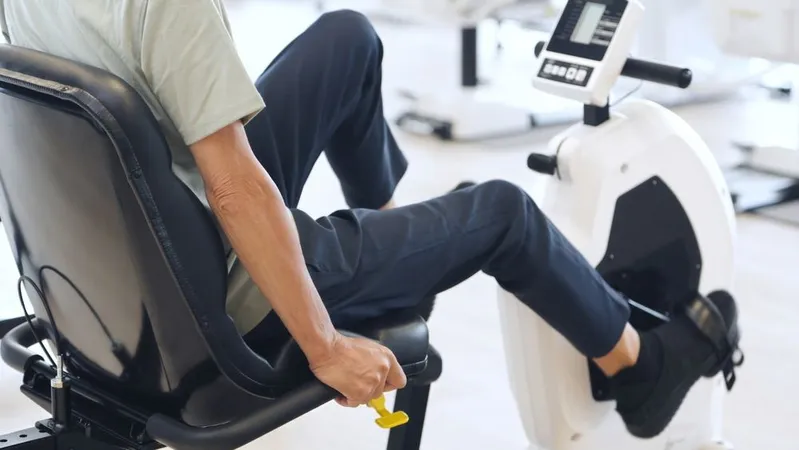 Physical therapist treating patient at Ma Kao Rehabilitation in Flushing Queens NY