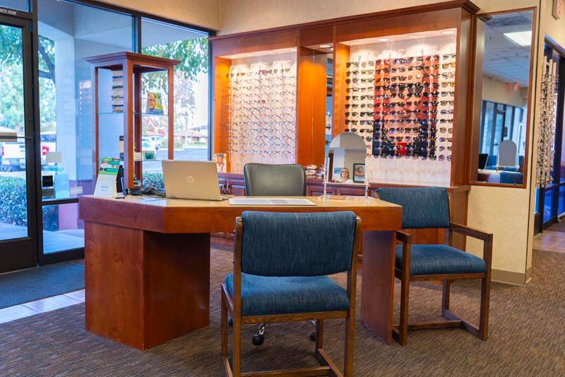 Virtual Office Tour Optometrist in Bakersfield, CA SOUTHWEST EYE