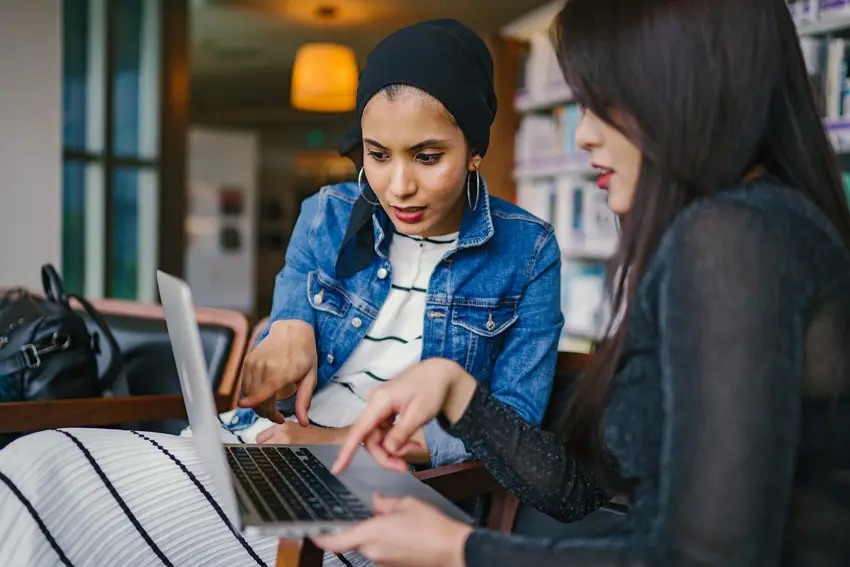 women using laptop