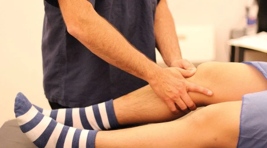 treating knee and ankle pain for runners and athletes in soho 