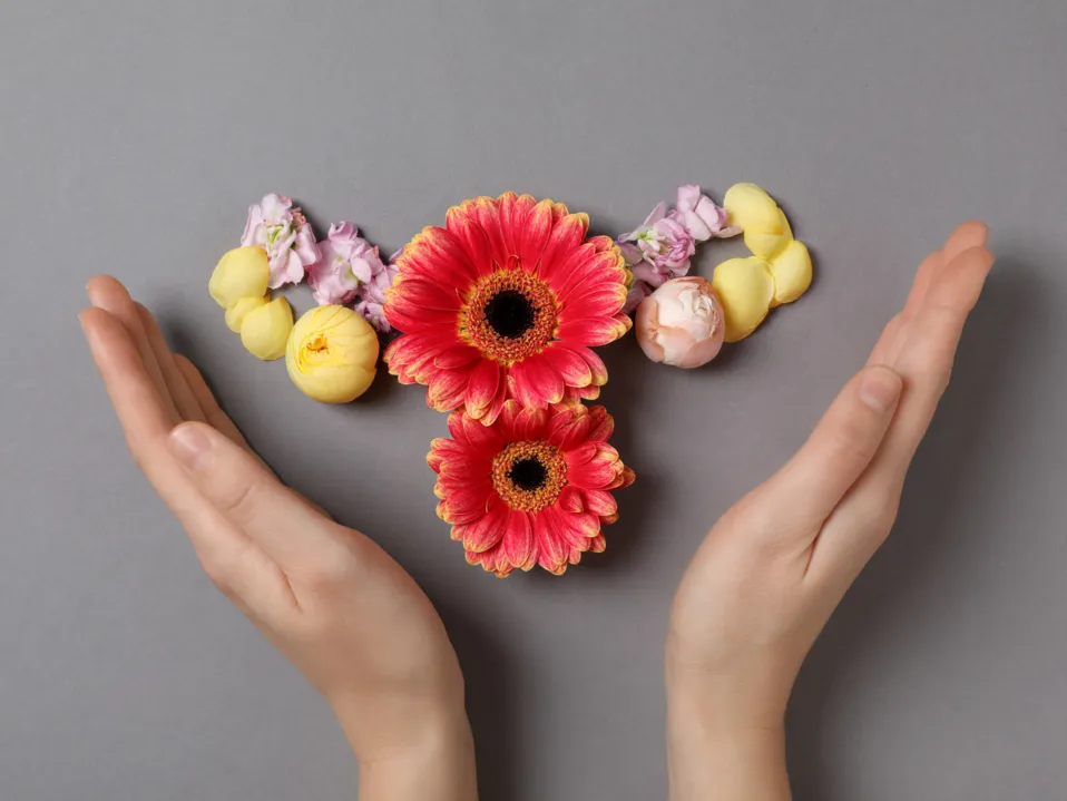 hand holding flowers