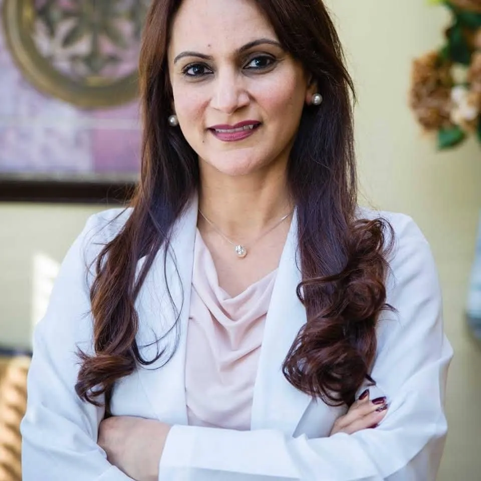 Dr Kaur