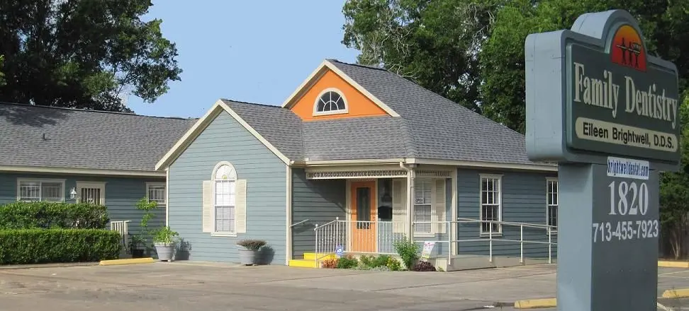Family Dentistry - Eileen Brightwell, DDS