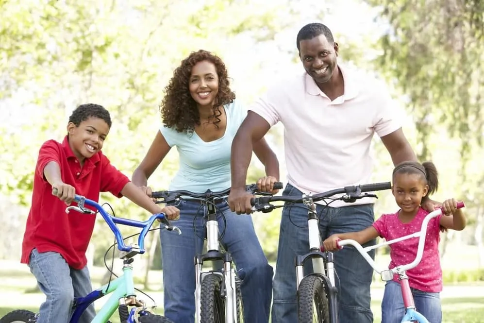 family-riding-bikes-in-atlanta