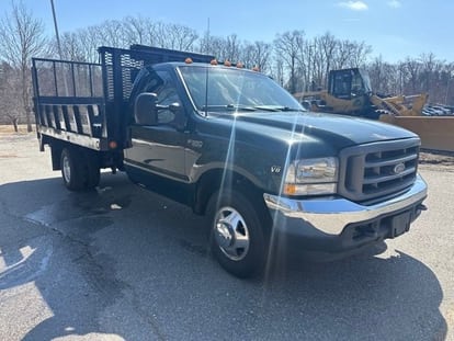 2002 Ford F-350 Chassis Cab